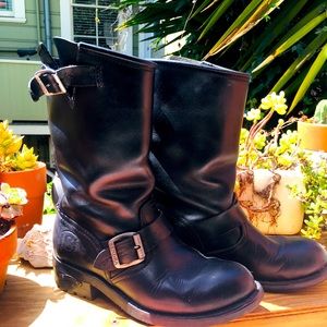 Black Sendra Boots